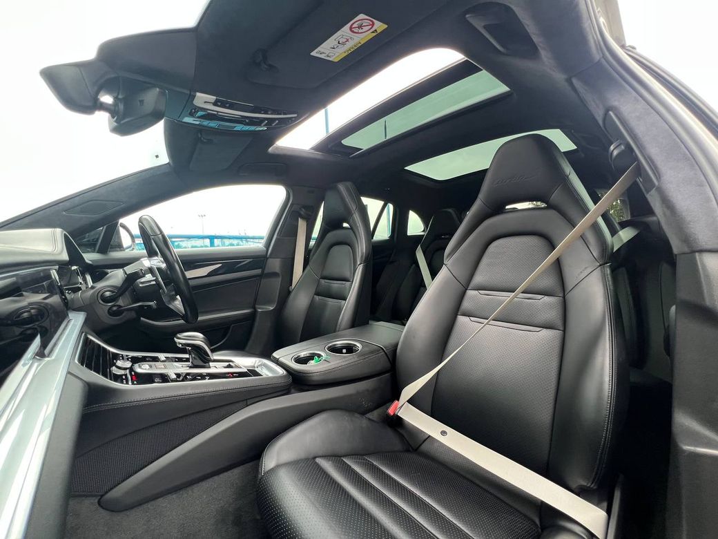 2018 Porsche Panamera