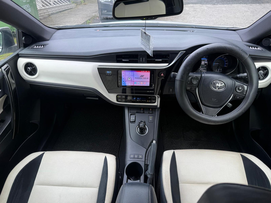 2017 Toyota Auris
