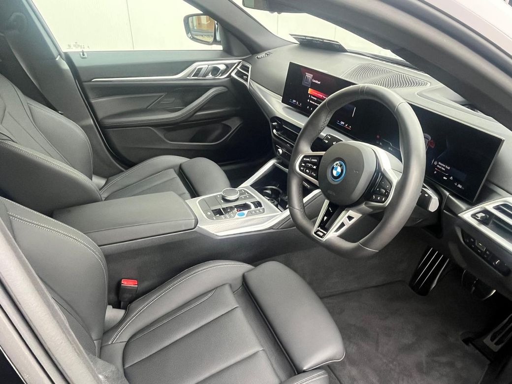2025 BMW i4