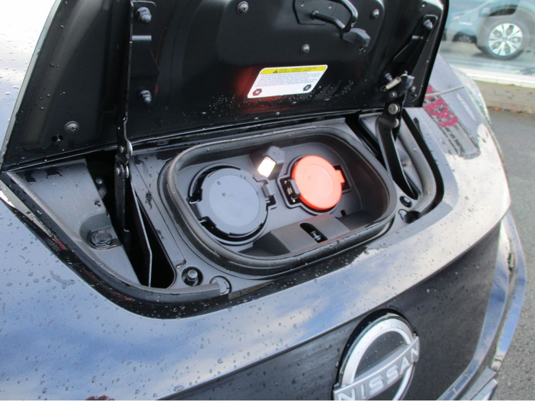 2024 Nissan Leaf