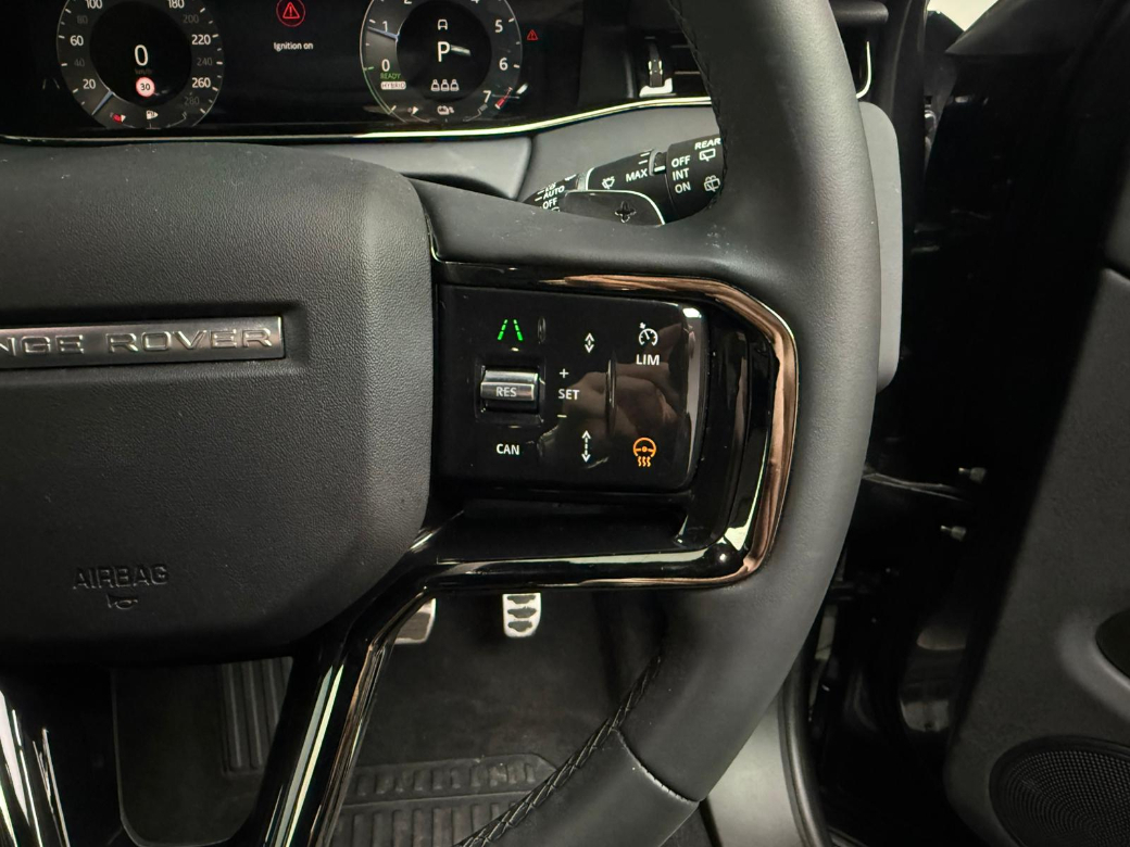 2025 Land Rover Range Rover Evoque