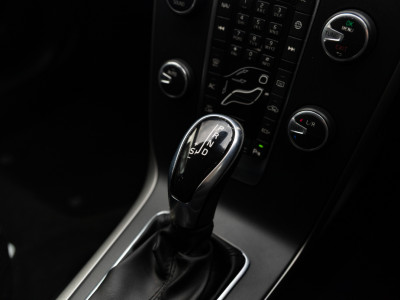 2016 Volvo V40