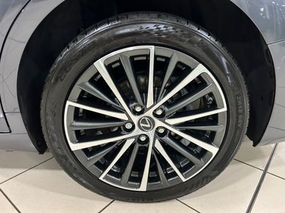 2023 Lexus ES 300h
