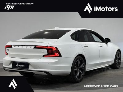 2022 Volvo S90