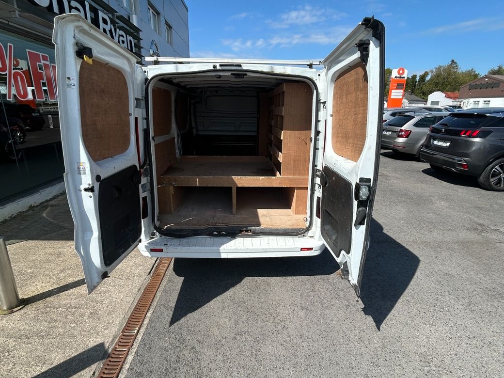 2021 Nissan NV300