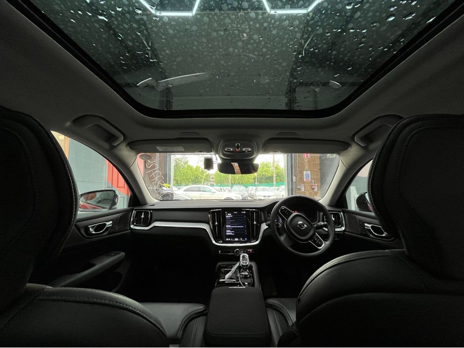 2024 Volvo V40