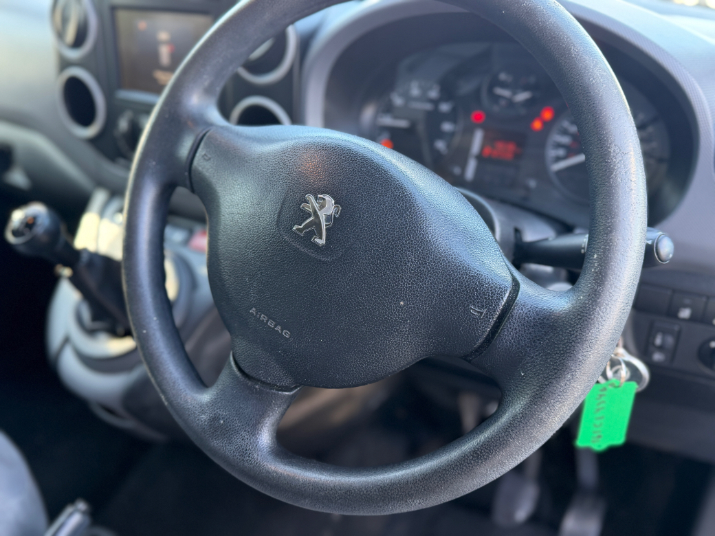 2016 Peugeot Partner