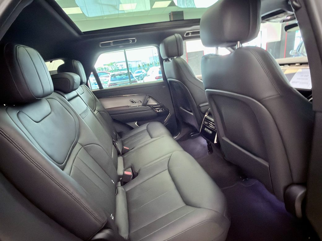 2025 Land Rover Range Rover Sport