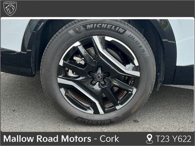 2025 Peugeot 5008