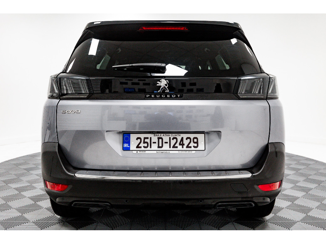 2025 Peugeot 5008