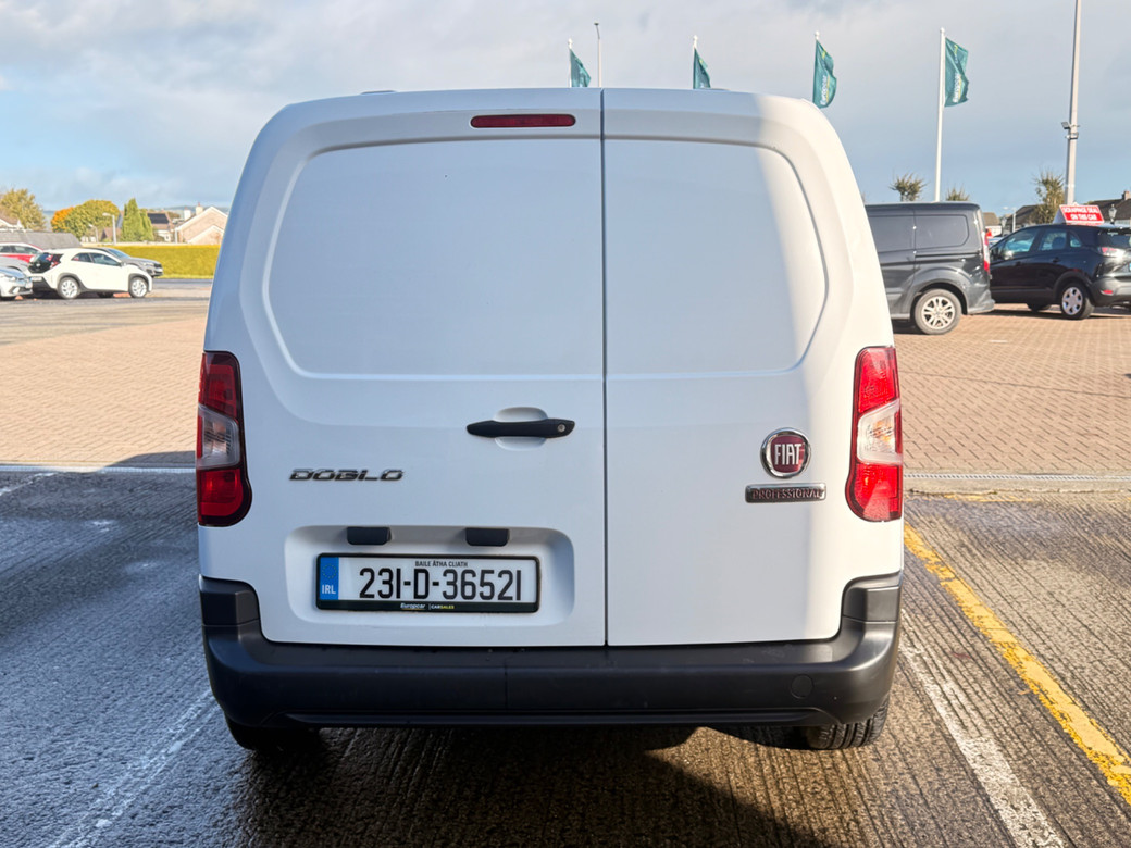 2023 Fiat Doblo
