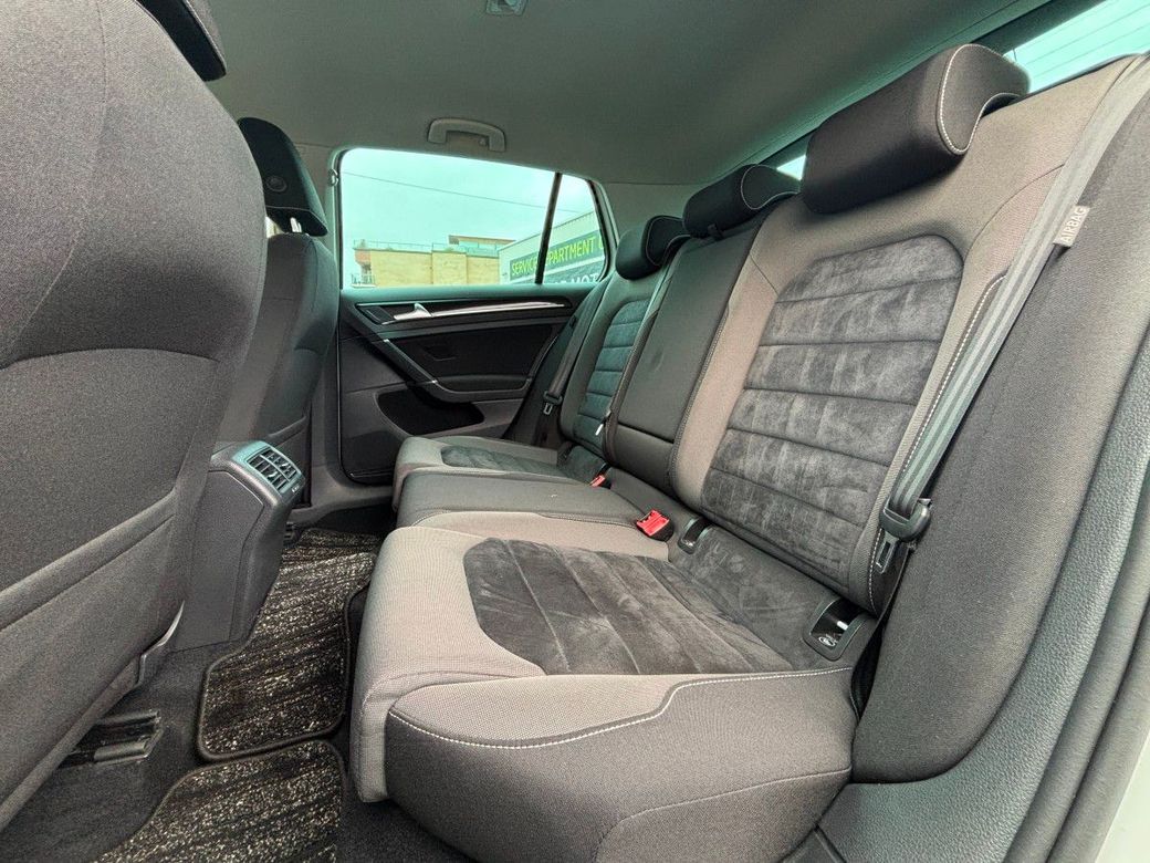 2017 Volkswagen Golf