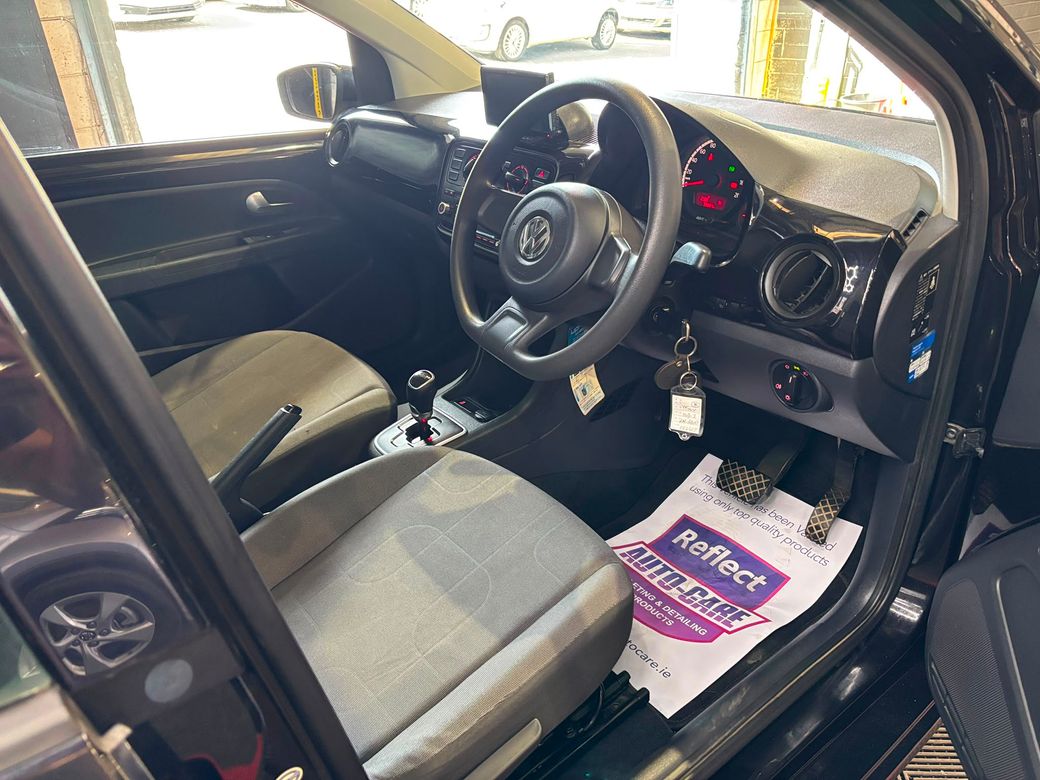 2013 Volkswagen up!