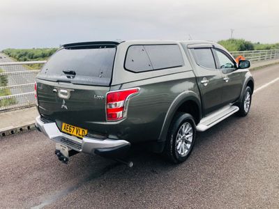 2017 Mitsubishi L200