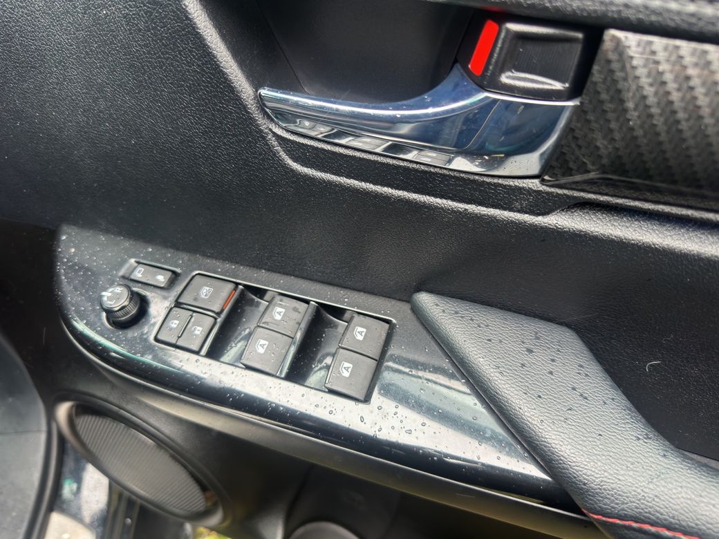 2024 Toyota Hilux
