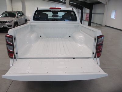 2025 Isuzu D-MAX