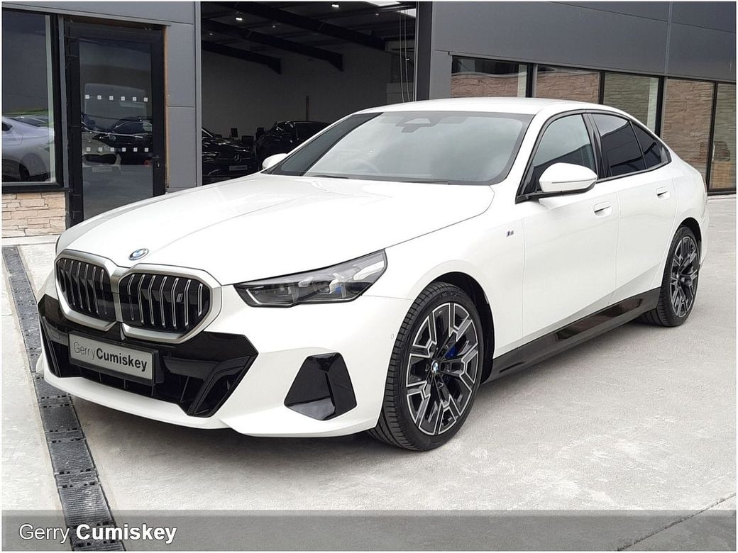 2025 BMW i5