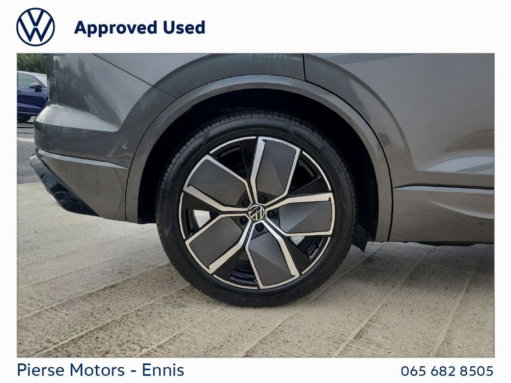 2025 Volkswagen Touareg