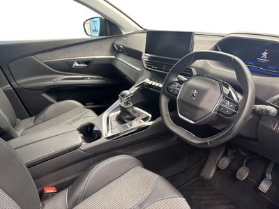 2022 Peugeot 5008