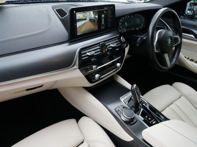 2021 BMW 5 Series