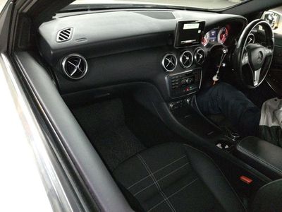 2014 Mercedes-Benz A 180