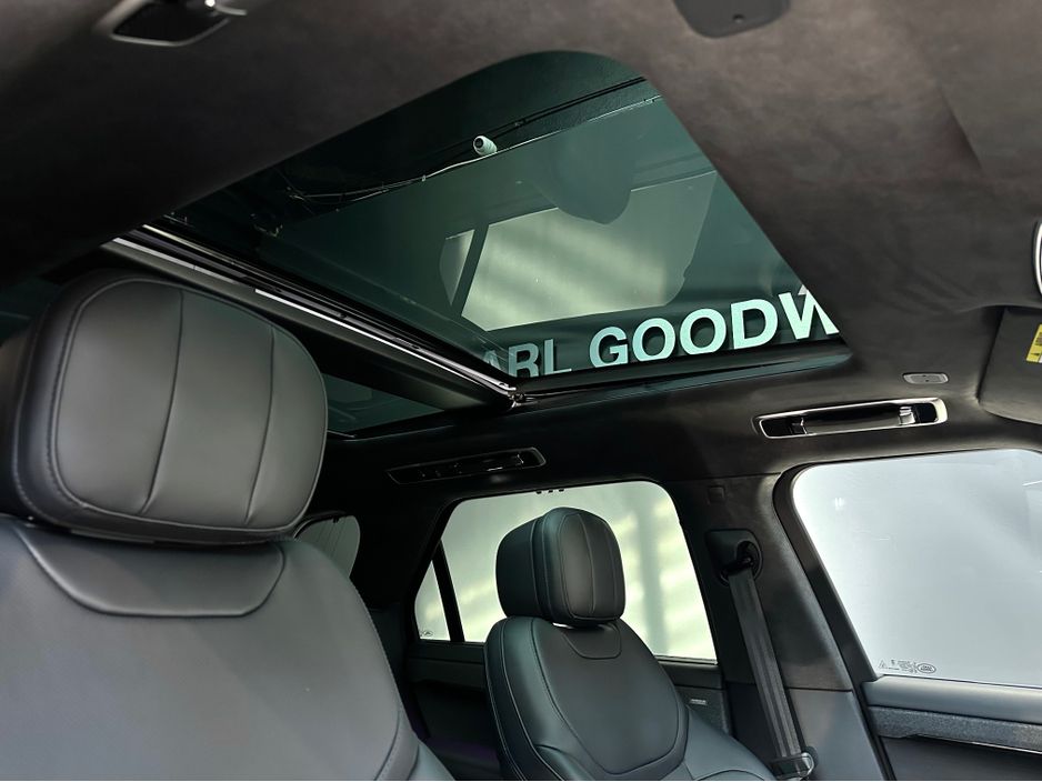 2025 Land Rover Range Rover Sport
