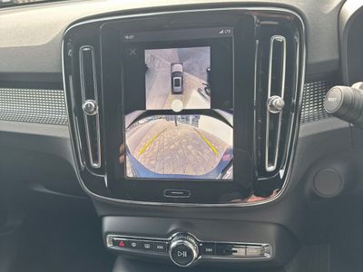 2026 Volvo EX40