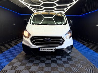 2023 Ford Transit Custom