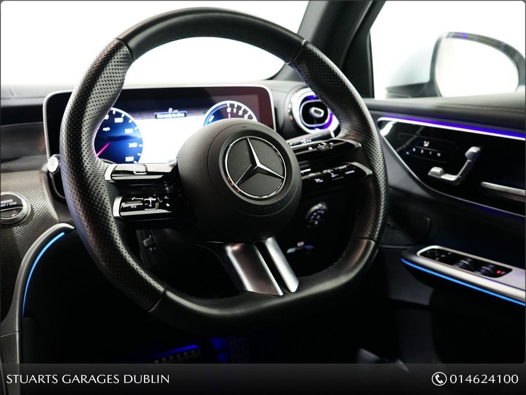 2024 Mercedes-Benz GLC Class