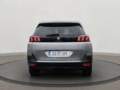 2021 Peugeot 5008