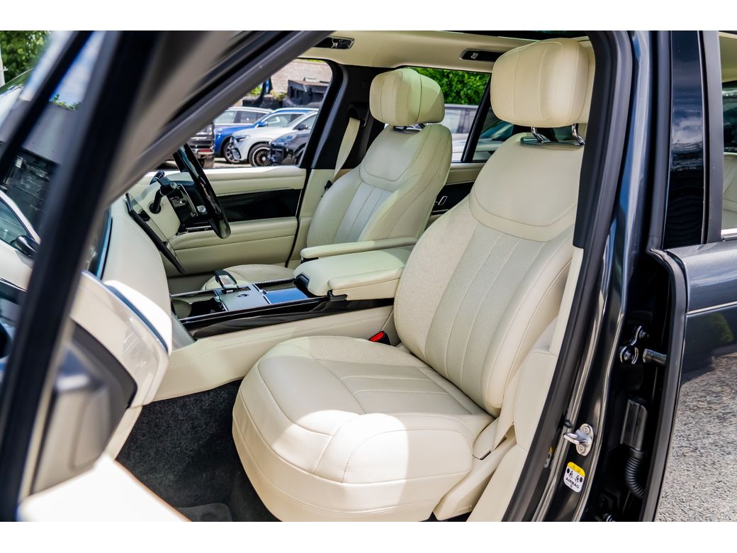 2025 Land Rover Range Rover