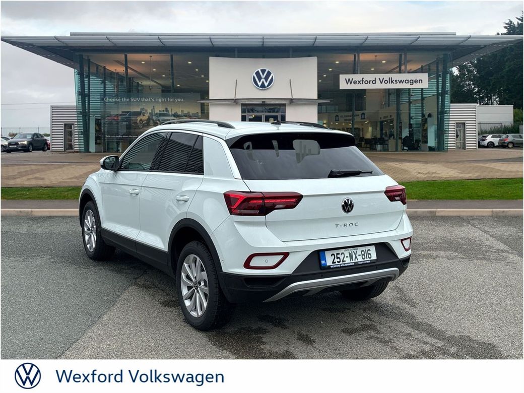 2025 Volkswagen T-Roc