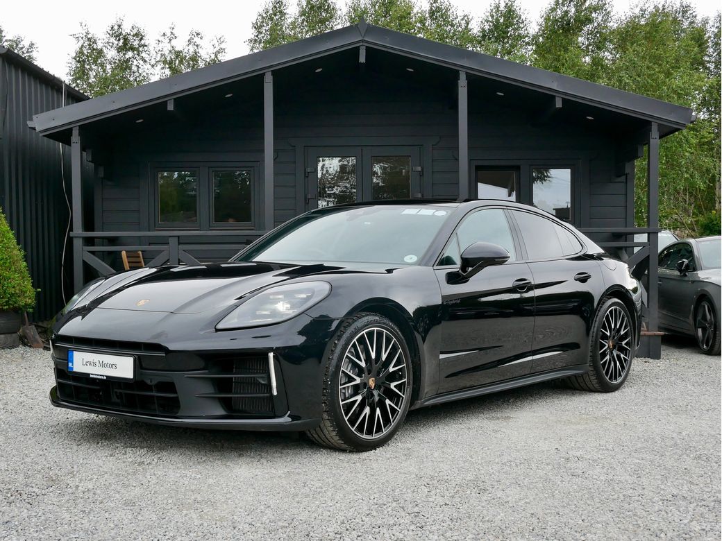 2025 Porsche Panamera