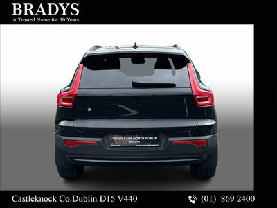 2025 Volvo EX40