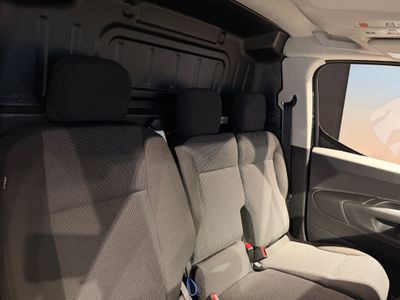 2025 Peugeot Partner