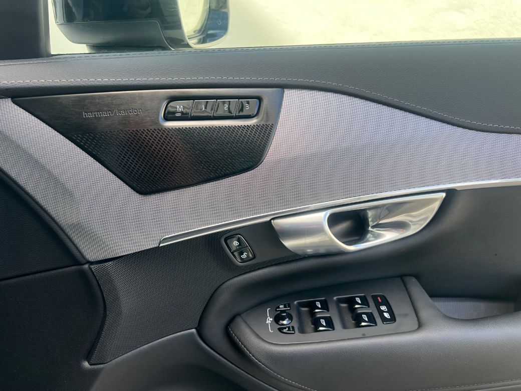 2023 Volvo XC90