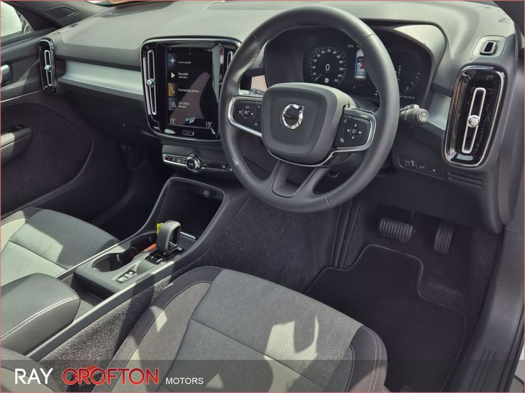 2021 Volvo XC40