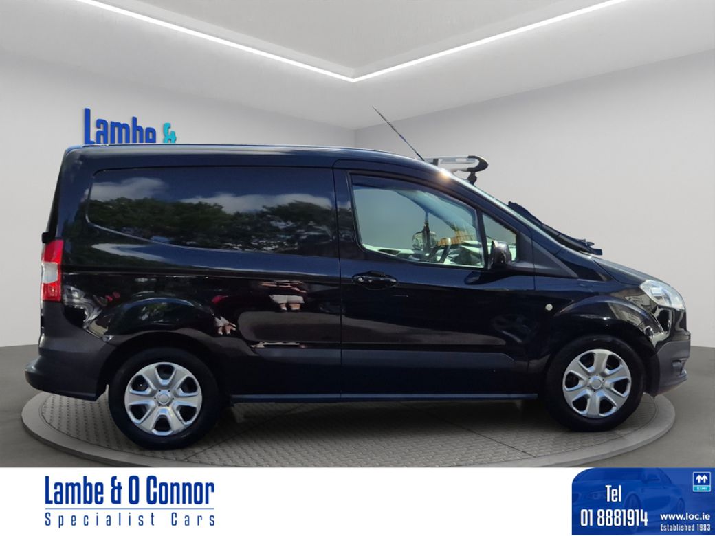 2017 Ford Transit Courier
