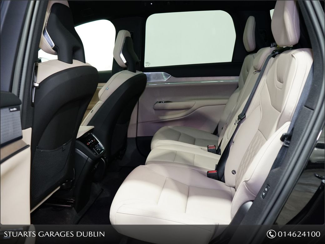 2026 Volvo EX90