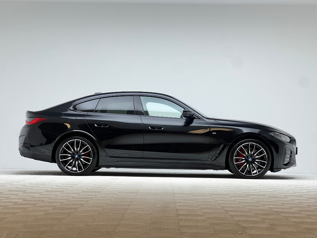 2023 BMW i4