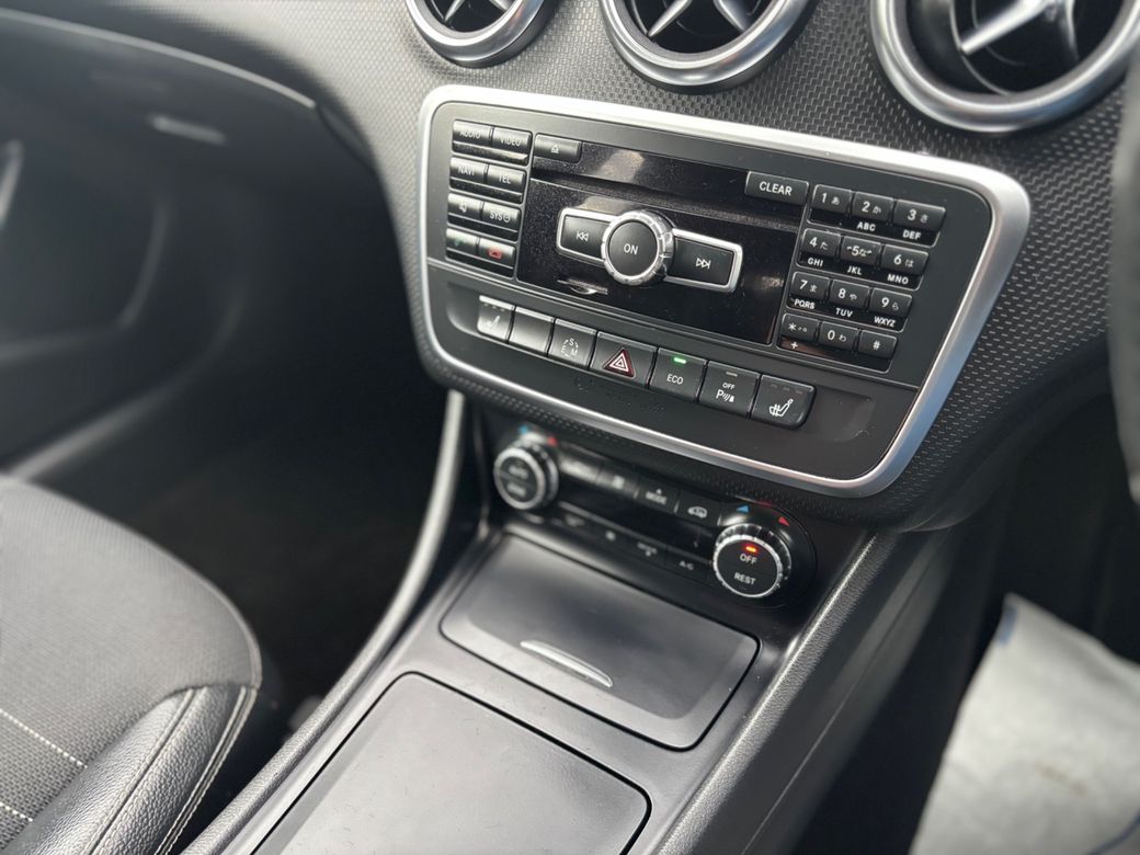 2014 Mercedes-Benz A 180