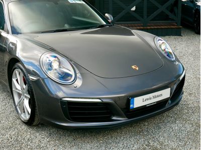 2017 Porsche 911