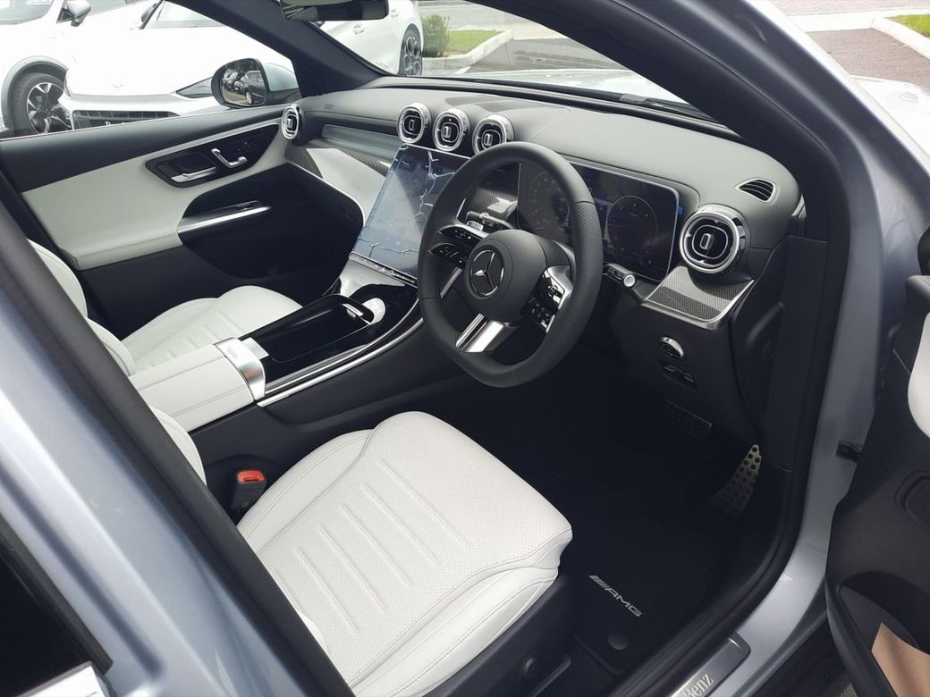 2025 Mercedes-Benz GLC Class
