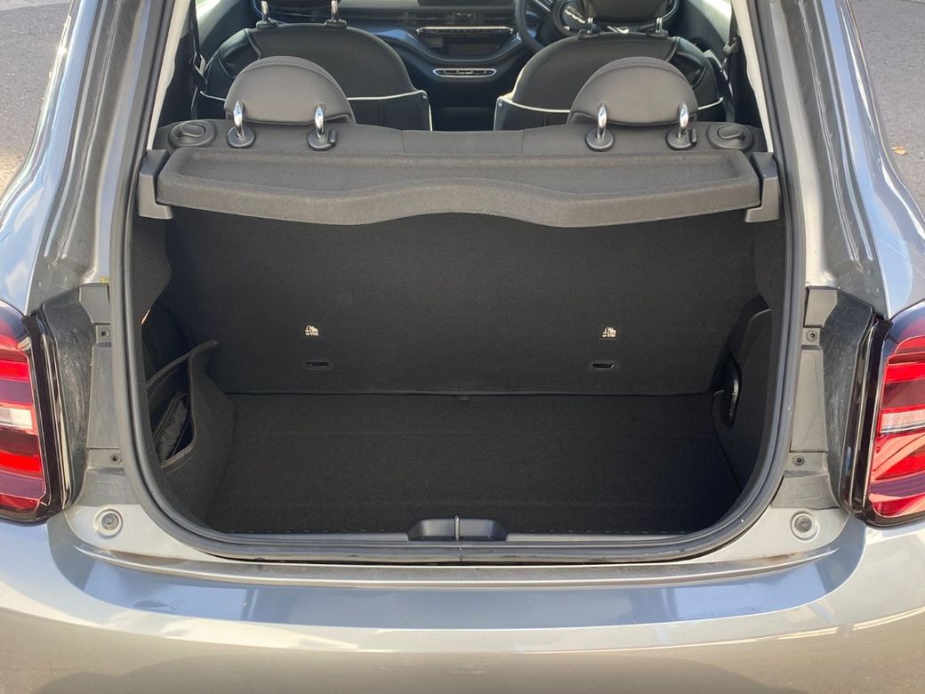 2025 Fiat 500e