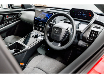 2024 Toyota bZ4X