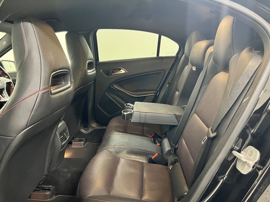 2014 Mercedes-Benz A 180