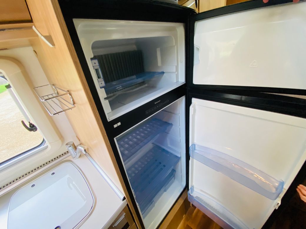 2013 HYMER  EXSIS-I EX504 AS R.H.D MANUAL 