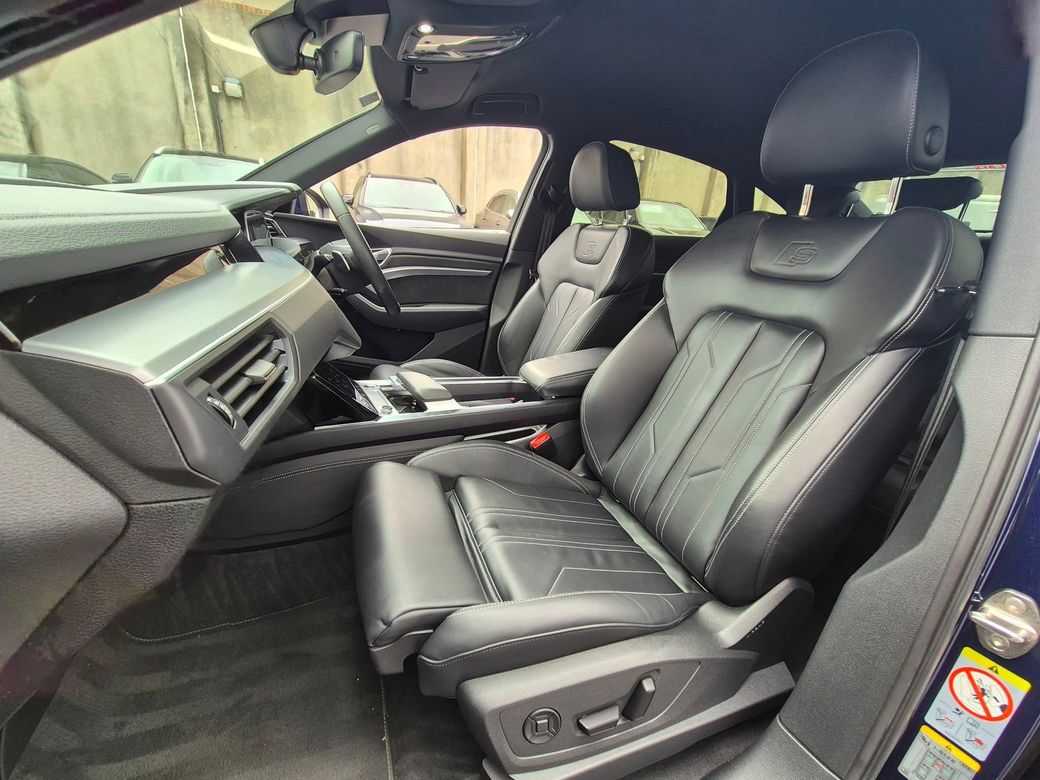 2022 Audi e-tron
