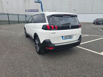2020 Peugeot 5008