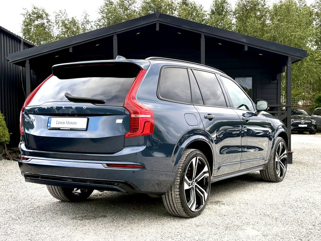 2022 Volvo XC90